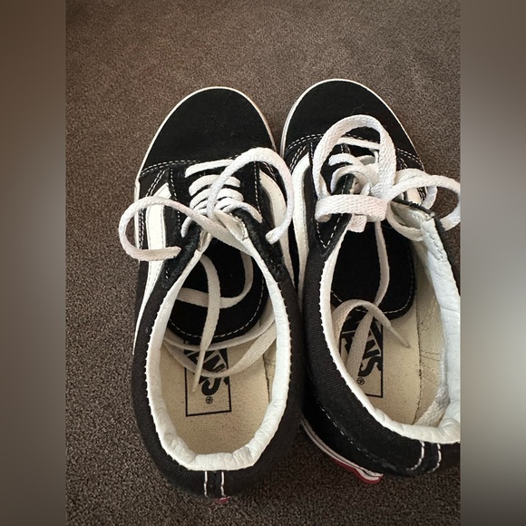 Girls vans size 1 US. Black and white. Worn once. - Picture 5 of 10